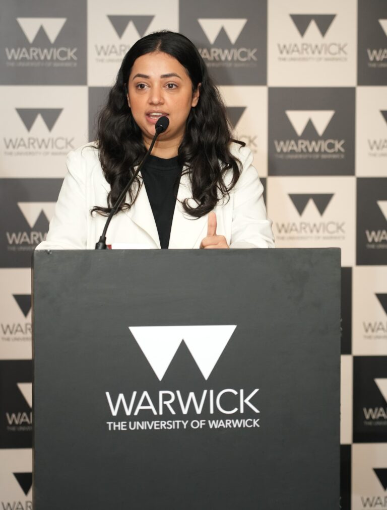 वॉरविक यूनिवर्सिटी की 60वीं सालगिरह, ममता मरासिनी रहीं केंद्र में