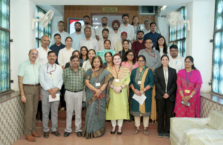 विधिक कार्य विभाग ने रक्तदान शिविर लगाकर निभाई सामाजिक ज़िम्मेदारी, विश्व रक्तदाता दिवस से पहले बड़ा संदेश