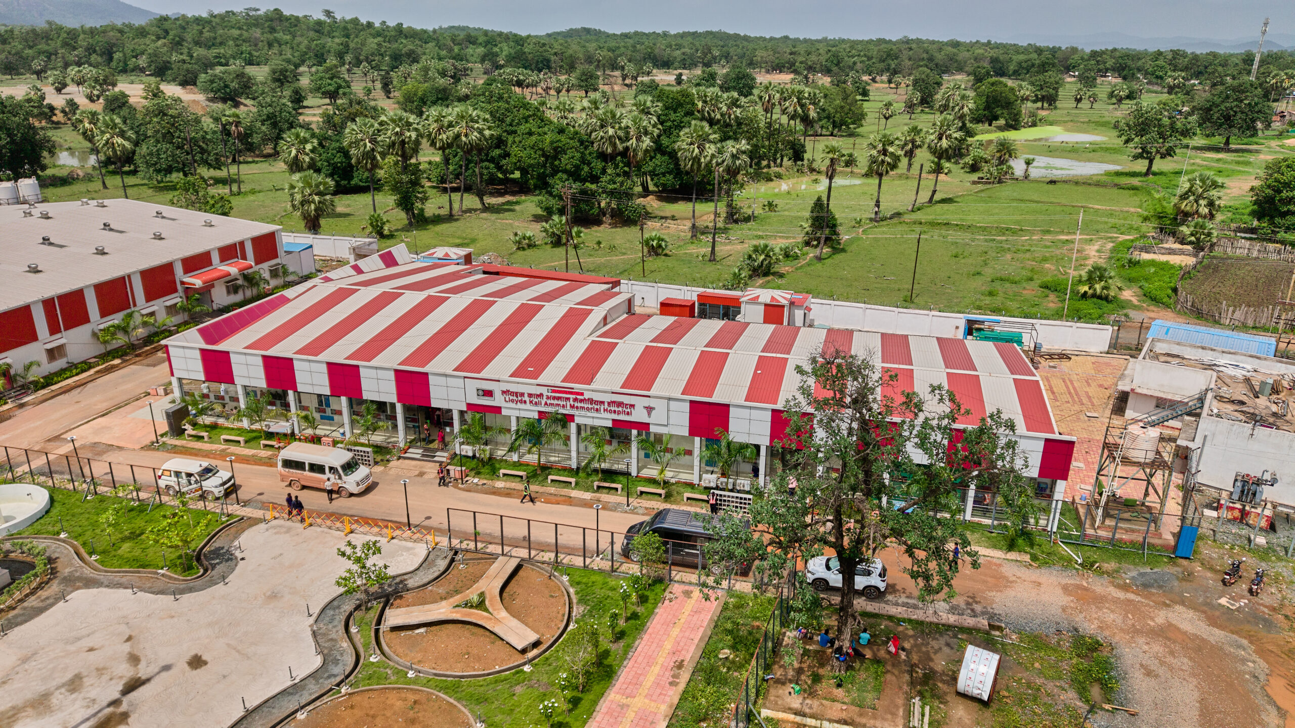 Naxalites में Guns छोड़ उद्योग की राह: नक्सलियों को मिली नौकरी, विदर्भ बना औद्योगिक क्रांति का केंद्र