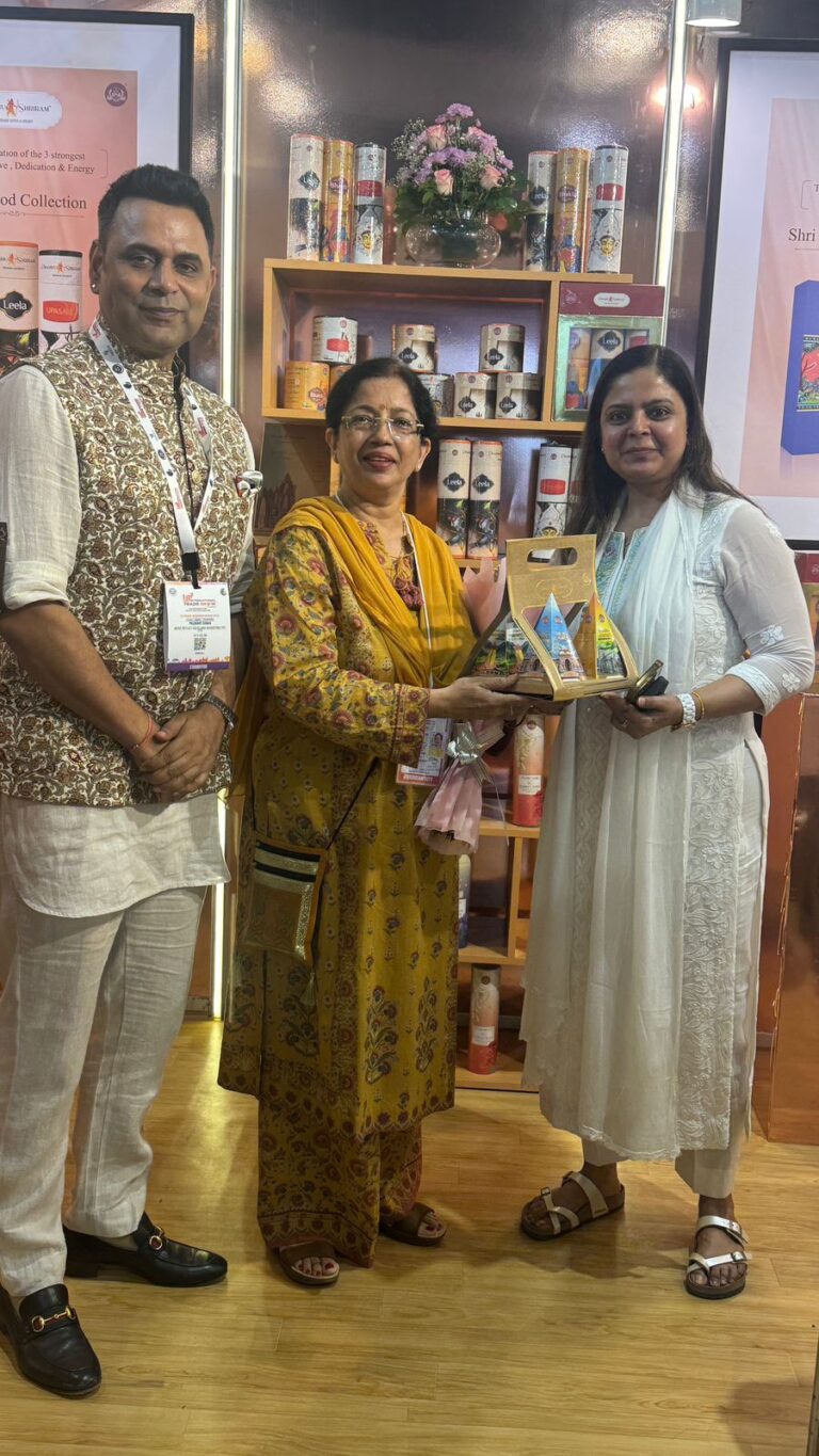 यूपी इंटरनेशनल ट्रेड शो 2025 में रामालय और जेपीएसआर प्रभु श्रीराम ने सजाई भारतीय सांस्कृतिक विरासत