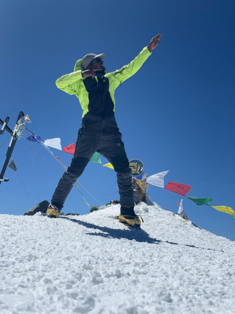 भरथ थम्मिनेनी ने 8,000 मीटर से ऊँची नौ चोटियों को फतह कर भारतीय पर्वतारोहण में किया इतिहास