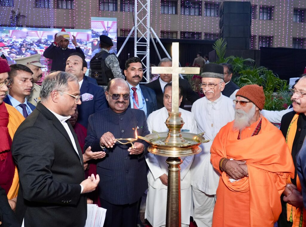 क्रिस्टु महोत्सव 2025 में राज्यपाल डॉ. सी. वी. आनंद बोस हुए शामिल, अंतरधार्मिक सद्भाव और समावेशन का संदेश हुआ प्रबल