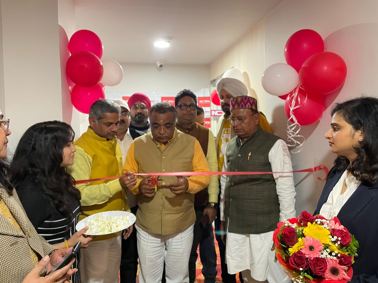 इन्दिरा आईवीएफ के नये फर्टिलिटी सेंटर का कानपुर साकेत नगर में हुआ शुभारंभ