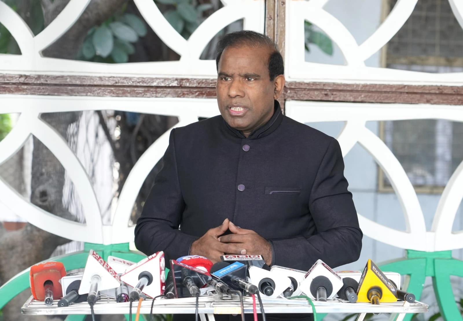 अमेरिका–इज़राइल–ईरान युद्ध के बीच डॉ. के. ए. पॉल ने मिडिल ईस्ट में रह रहे 1 करोड़ भारतीयों की सुरक्षा पर प्रधानमंत्री नरेंद्र मोदी से सर्वदलीय बैठक बुलाने की अपील की