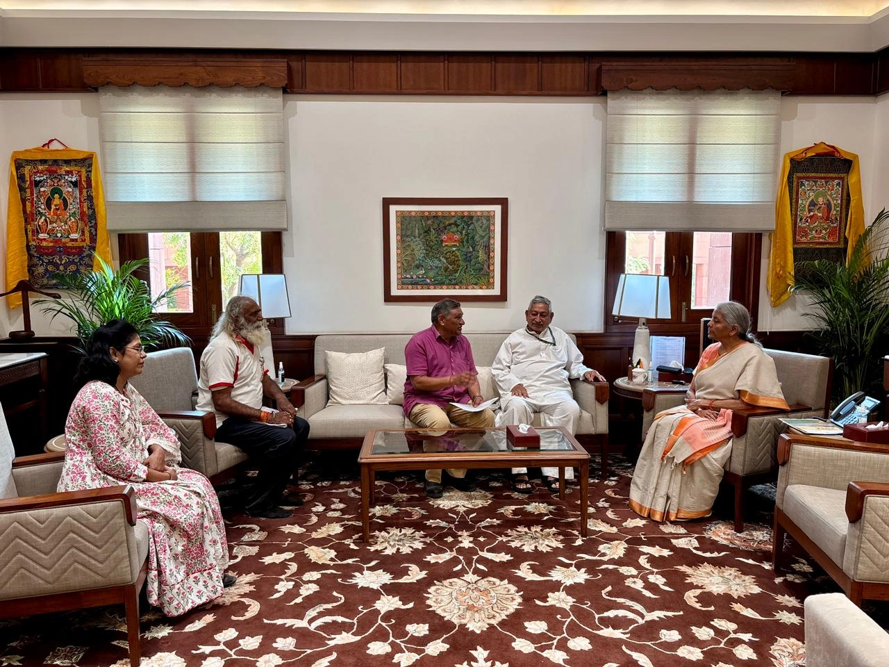 जंतर-मंतर पर EPS-95 पेंशनरों का प्रदर्शन सांसदों की अपील के बाद समाप्त, प्रतिनिधिमंडल ने निर्मला सीतारमण से की मुलाकात