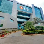 एनएसई को-लोकेशन घोटाला: दिल्ली कोर्ट ने 44 आरोपियों के खिलाफ CBI चार्जशीट पर लिया संज्ञान, चित्रा रामकृष्ण समेत कई को समन